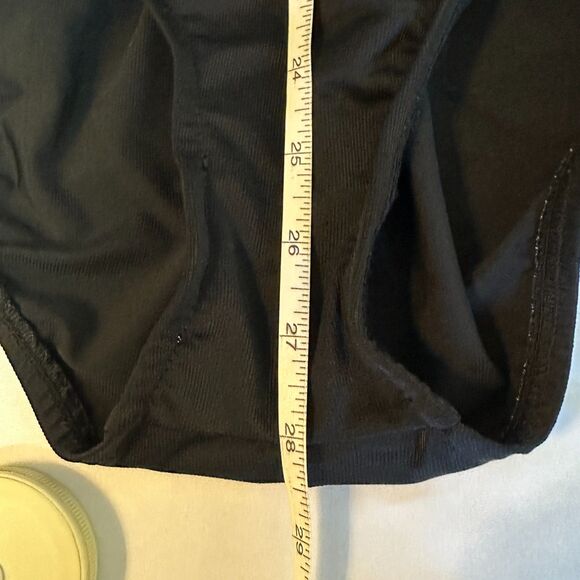 Miraclesuit Leopard Print Halter Type Top with Black Bottoms - Picture 6 of 8